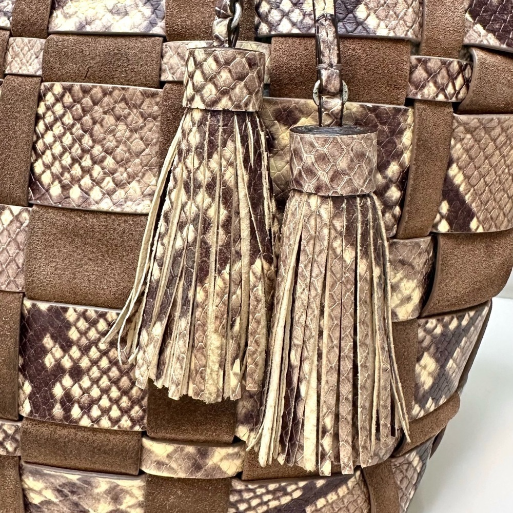 🐻 Michael Kors Snakeskin Patchwork Vivian Medium Tote — Natural/Dark Dune - Picture 7 of 17